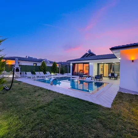 Villa Emir 2 *